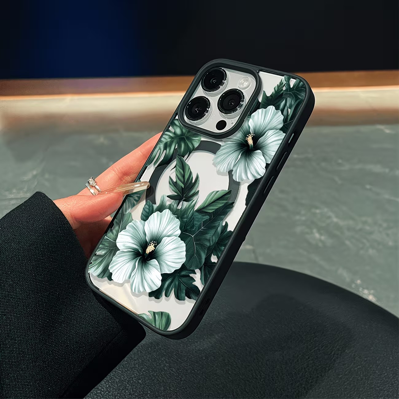 غطاء هاتف شفاف بتصميم زهور خضر - مراجعة Phone Cases Like Loopy وسعره